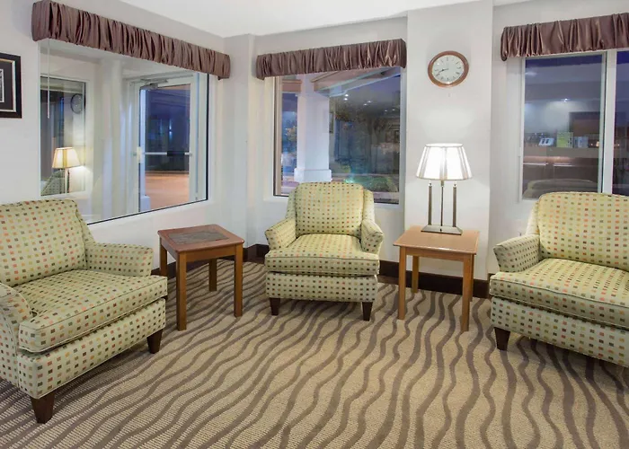 City Express By Marriott Freeport