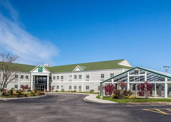 Quality Inn & Suites Middletown - Newport
