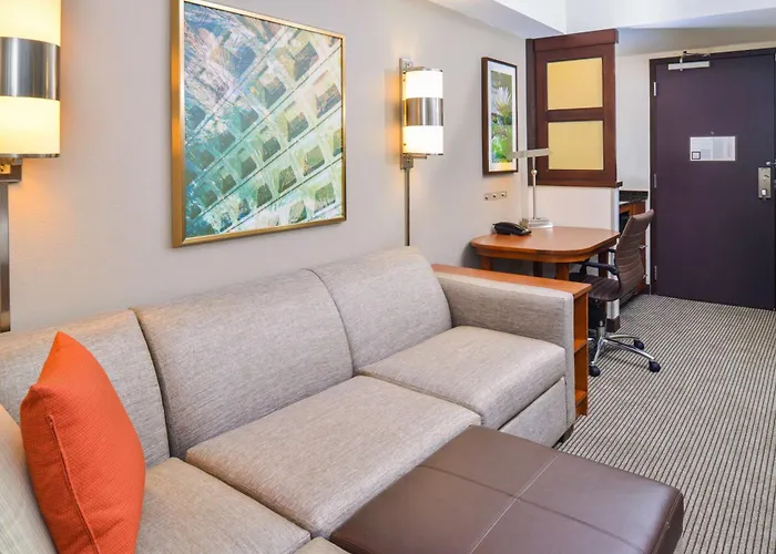 Hyatt Place Herndon Dulles Airport - East