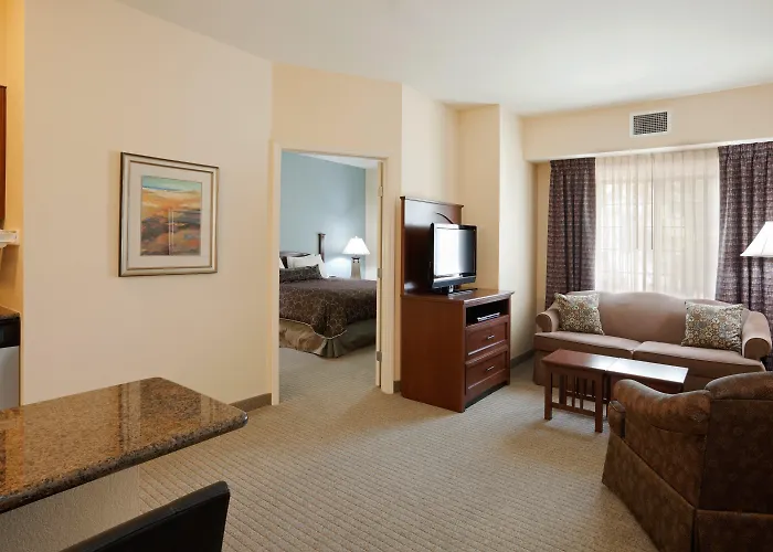 Homewood Suites Lafayette-Airport