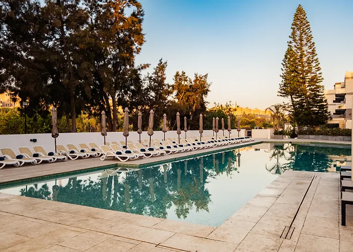 Urban Valley Resort & Spa San Gwann