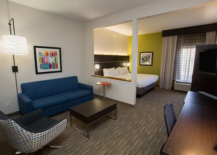 Holiday Inn Express Wilmington By Ihg