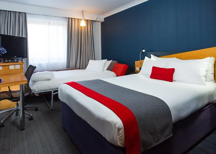Holiday Inn Express Newport By Ihg