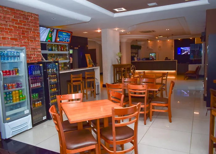 Camboriú Praia Hotel