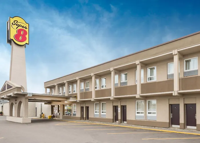 Super 8 By Wyndham Thunder Bay Motel