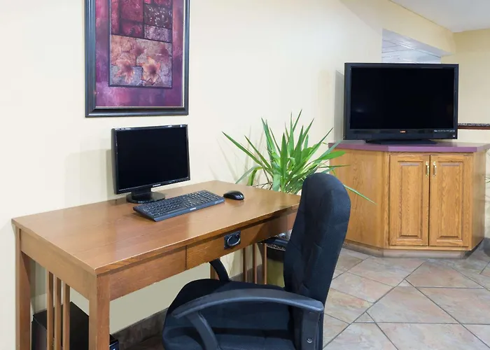 Super 8 By Wyndham Morgantown