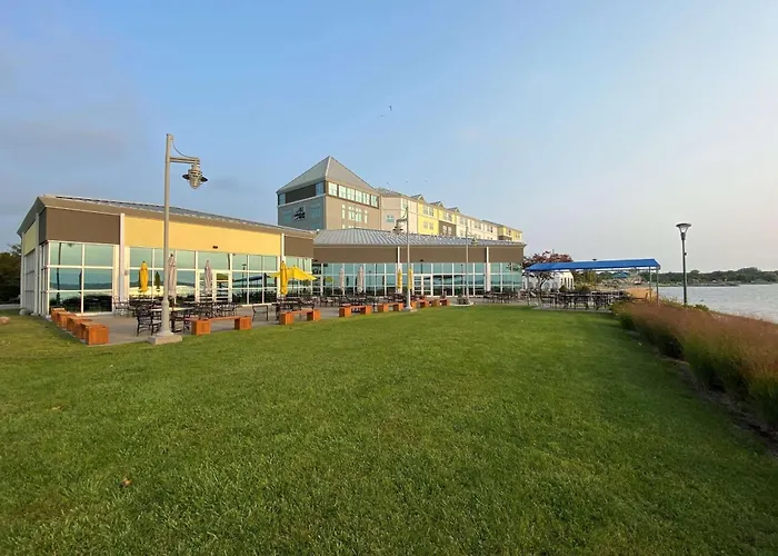 41 Lakefront , Trademark Collection By Wyndham