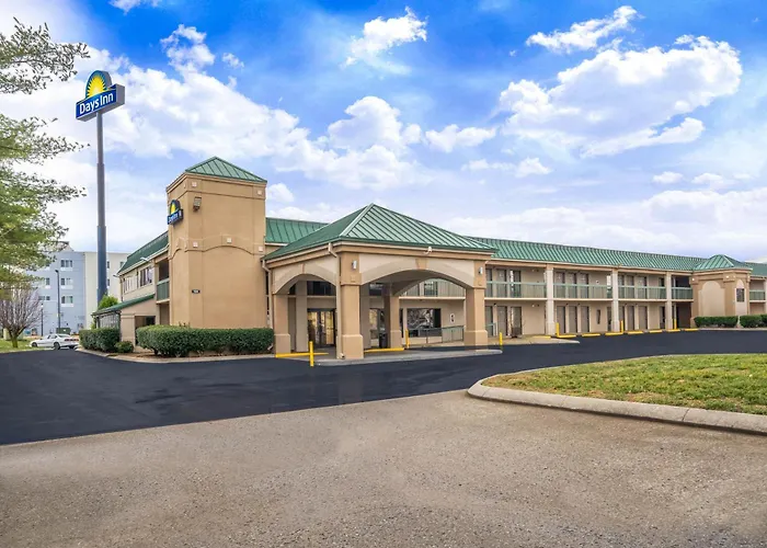 Days Inn By Wyndham North Exit 4