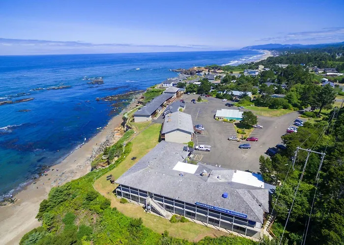 Clarion Inn Surfrider Resort