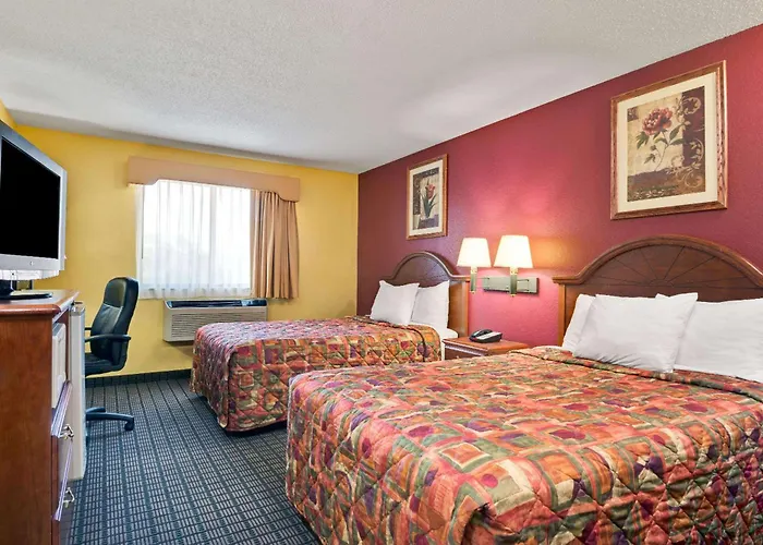 Days Inn By Wyndham Torrington