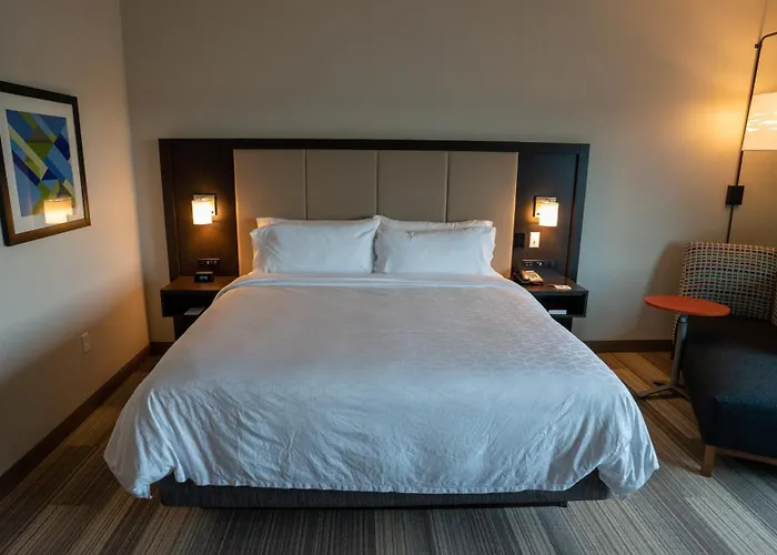 Holiday Inn Express & Suites Richburg By Ihg