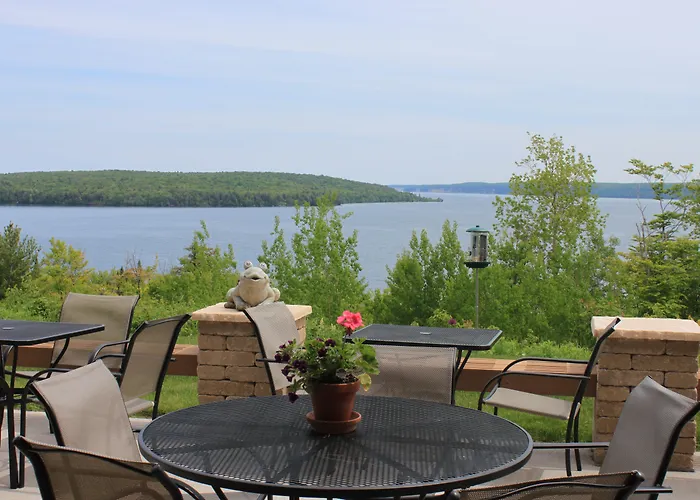 Holiday Inn Express Munising-Lakeview, An Ihg Hotel