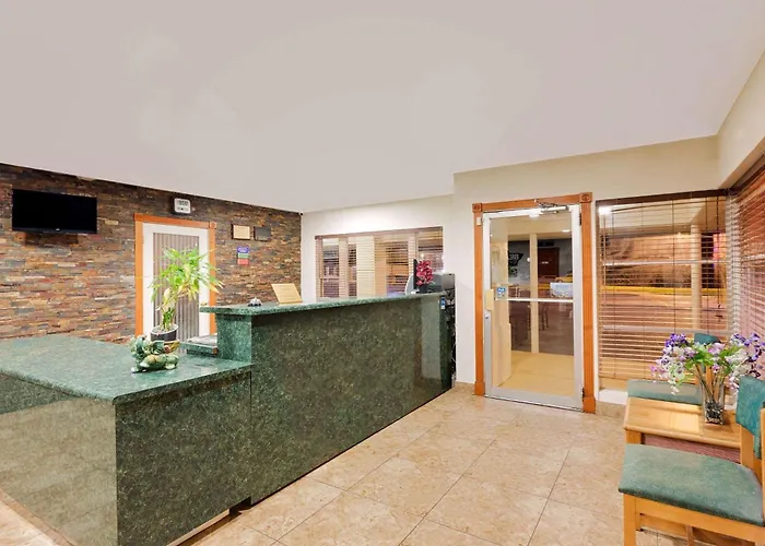 Travelodge By Wyndham Ozona