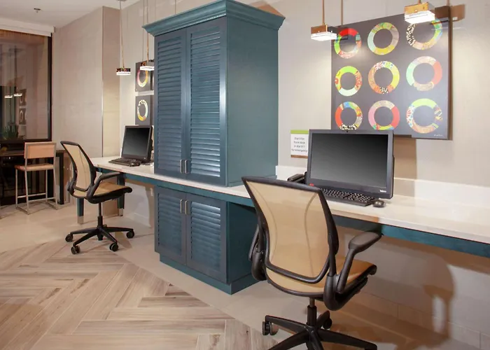 Home2 Suites By Hilton Bloomington