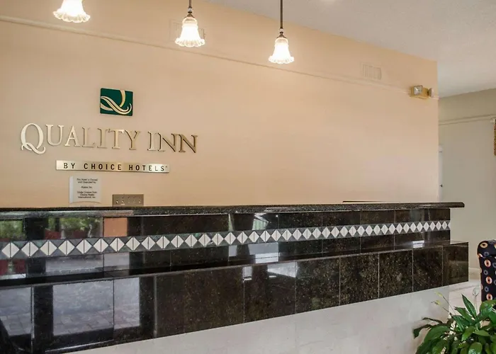 Quality Inn Near Manatee Springs State Park