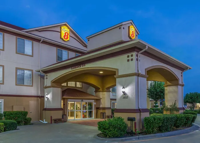 Super 8 By Wyndham Hillsboro Tx