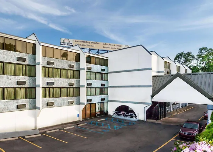 Days Inn By Wyndham Scranton Pa