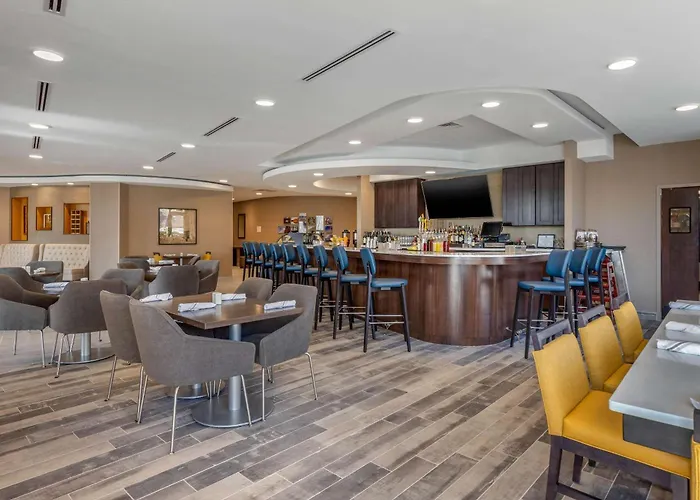 Cambria Hotel West Orange