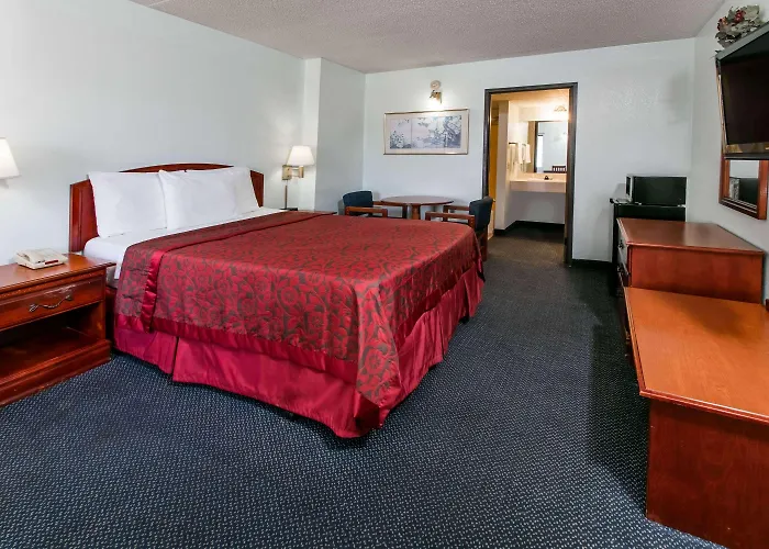 Oyo Hotel Muskogee Near Creek Nation Casino - Hwy 64