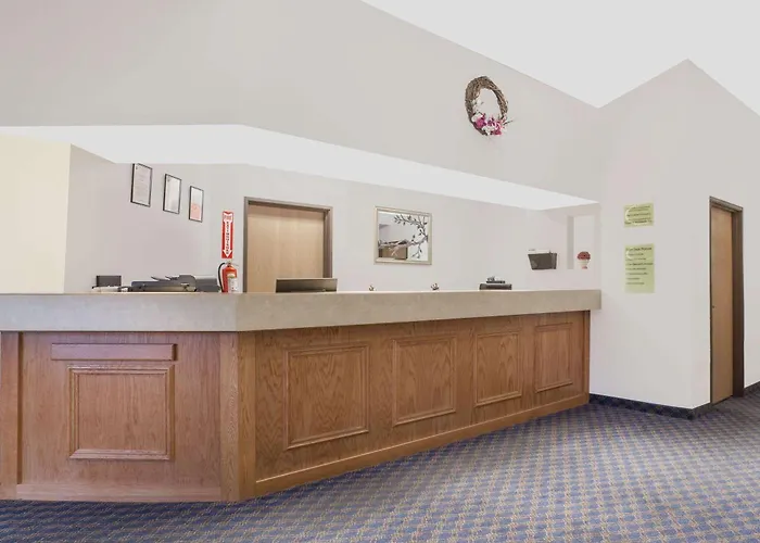 Super 8 By Wyndham Cobleskill Ny