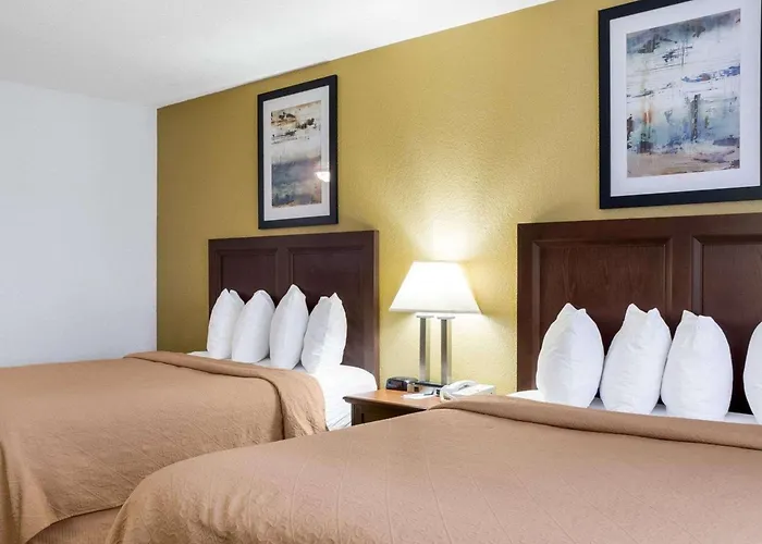 Quality Inn - Chamberlain