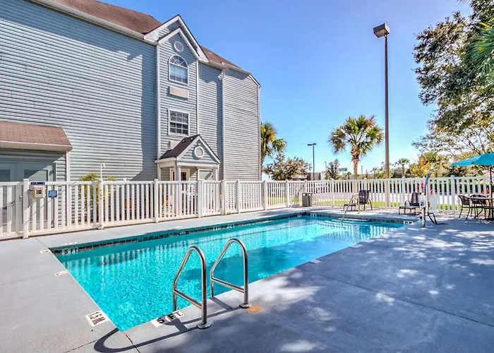 Microtel Inn And Suites - Zephyrhills