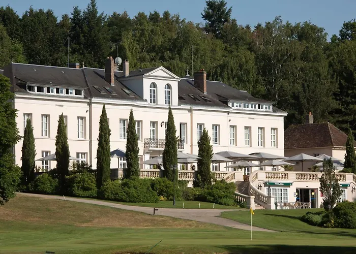 Domaine et Golf de Vaugouard - Younan Collection