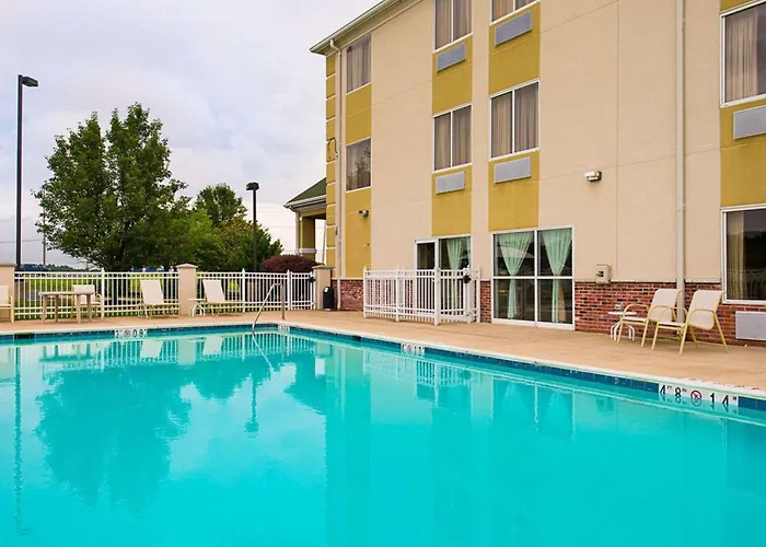 Quality Inn Spring Mills - Martinsburg North