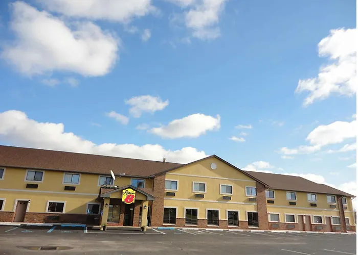 Super 8 By Wyndham Crawfordsville