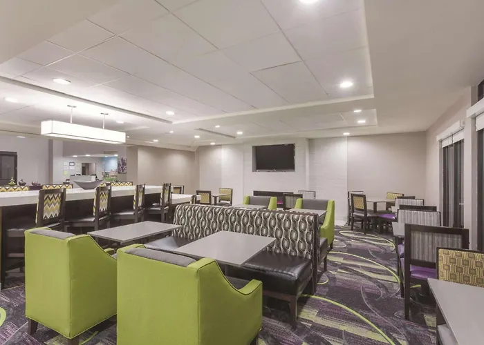 La Quinta By Wyndham Columbus North