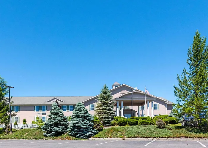 Quality Inn & Suites Schoharie Near Howe Caverns