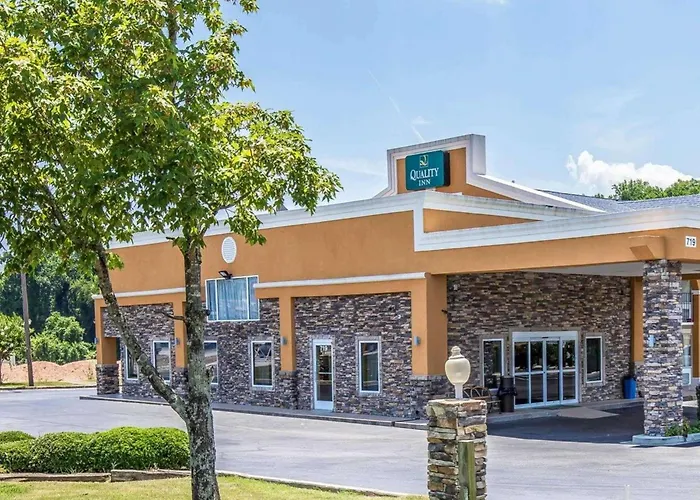 Quality Inn Greenwood Hwy 25