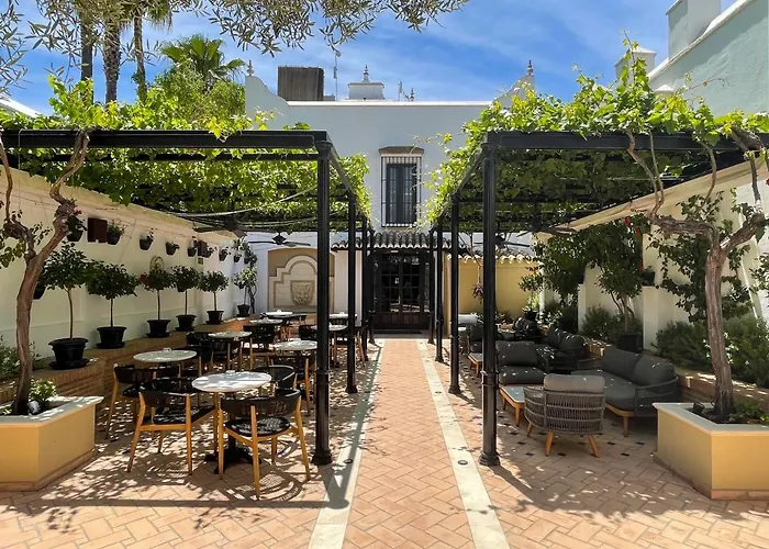 Hotel La Malvasía El Rocío