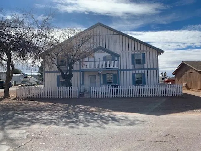 Tombstone Bordello Bed & Breakfast