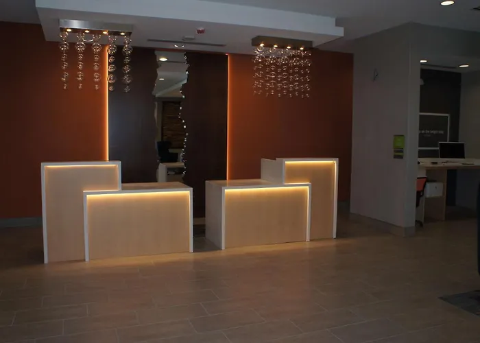 La Quinta By Wyndham Altoona Des Moines