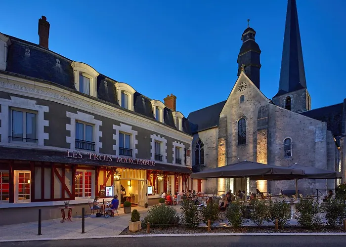 Relais des Trois Châteaux Hôtel-Restaurant - Teritoria Cour-Cheverny