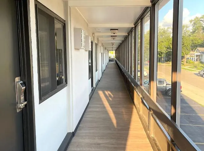 Downtown Inn