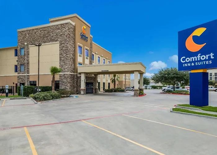 Comfort Inn & Suites Victoria North