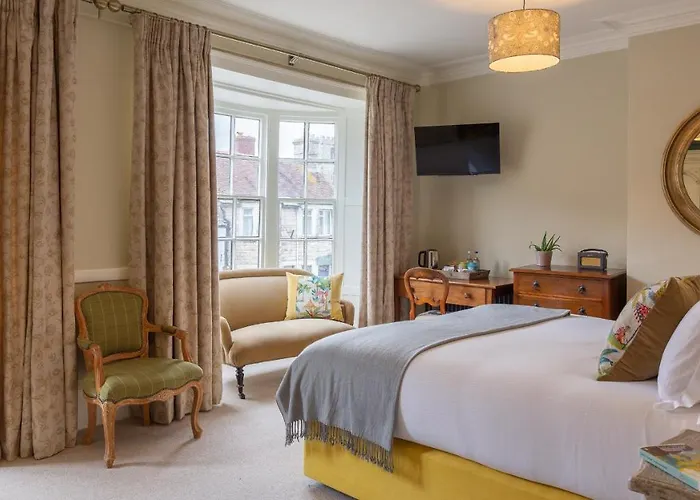 The Bear Hotel Wareham