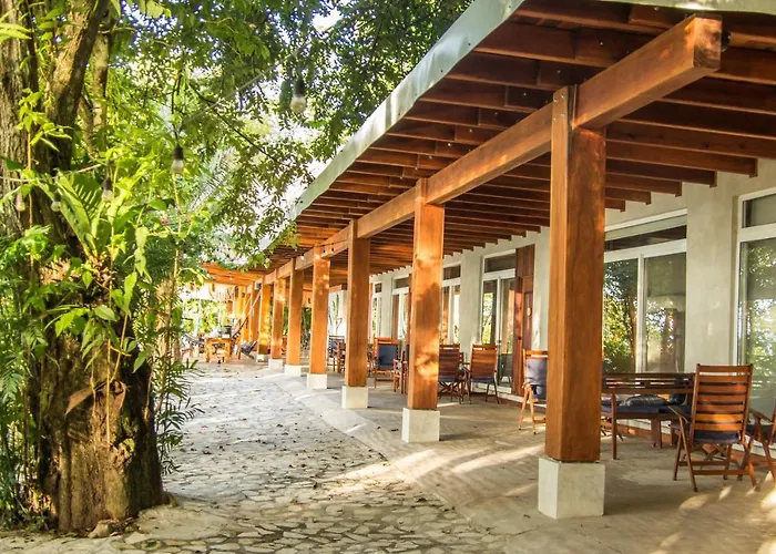 Hotel Gringo Perdido El Remate