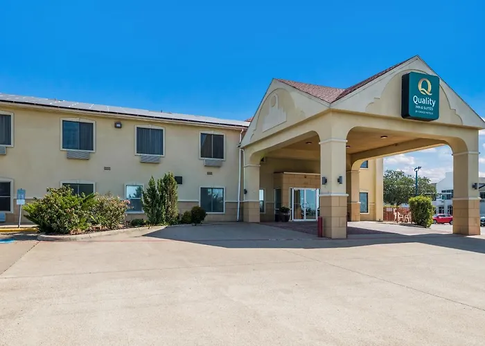 Terrell Dog Friendly Hotels