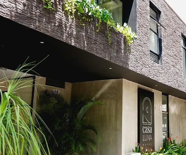 Casa Luna