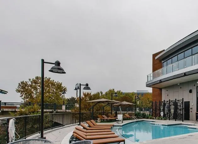 Hotel Indigo - Columbus At Riverfront Place By Ihg