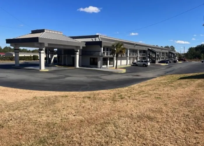 Clarion Pointe