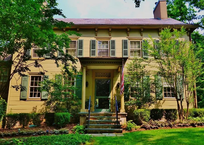 Inn At Glencairn