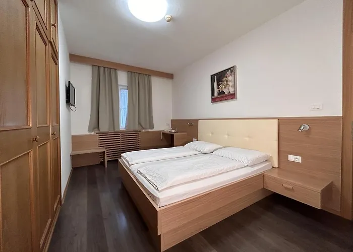 Hotel Roter Adler Kaltern
