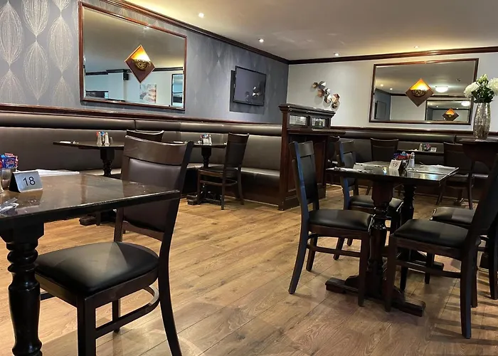 Waverley Hotel