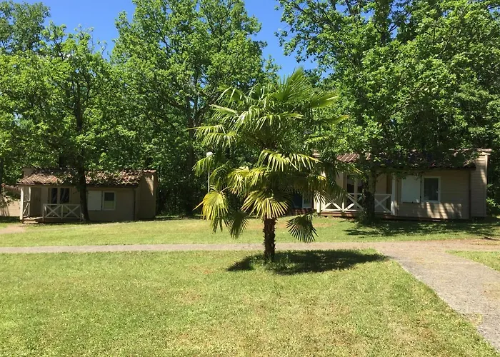 Hotel Les Bois De Prayssac