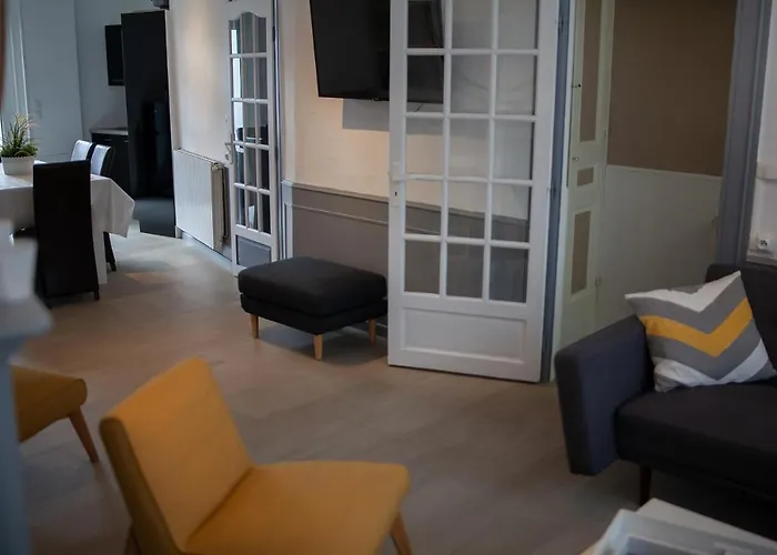 Bienvenue Chez Nous