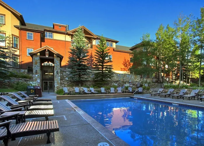 Grand Timber Lodge